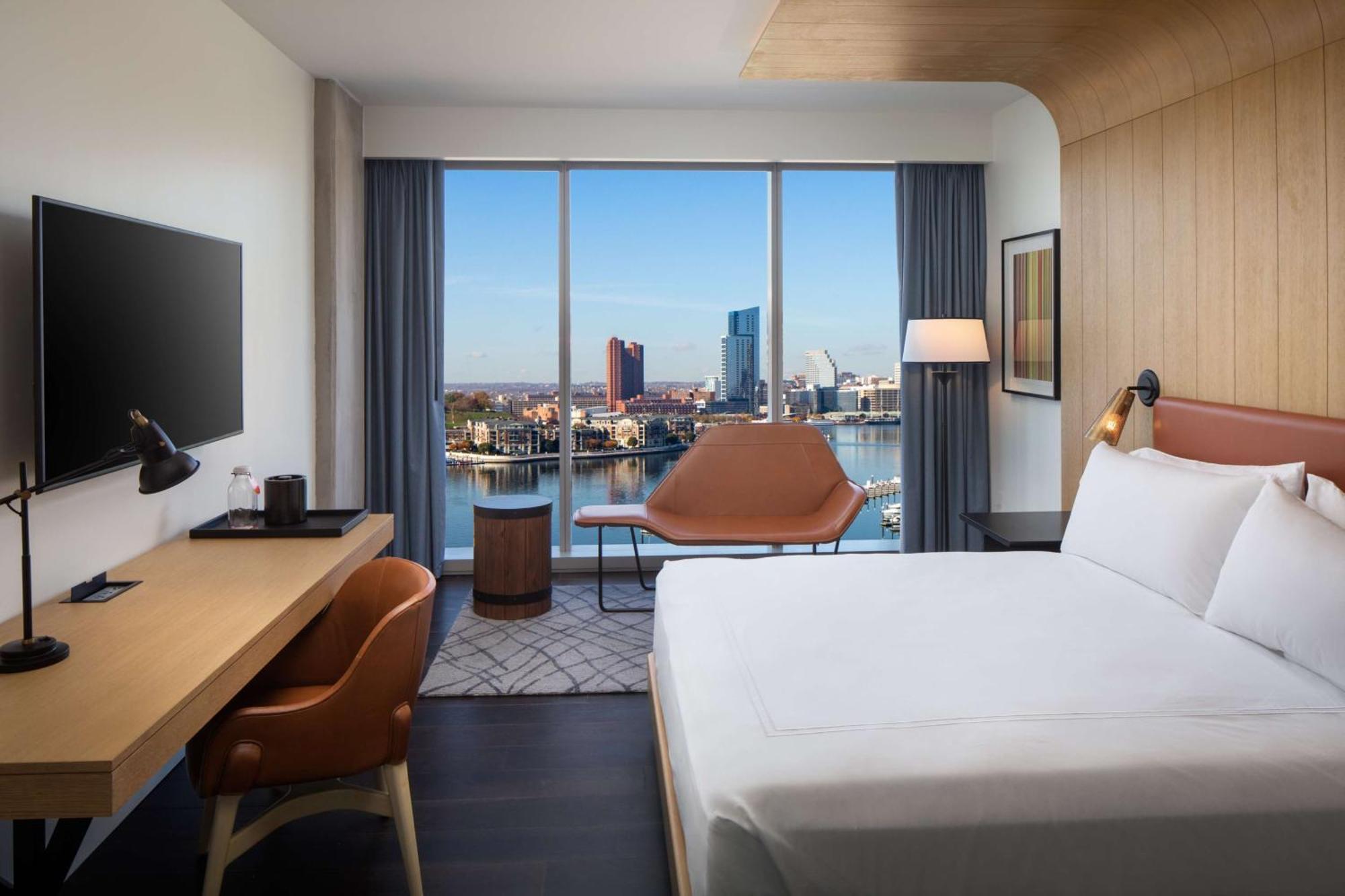 Canopy By Hilton Harbor Point - Newly Built 4* Baltimore